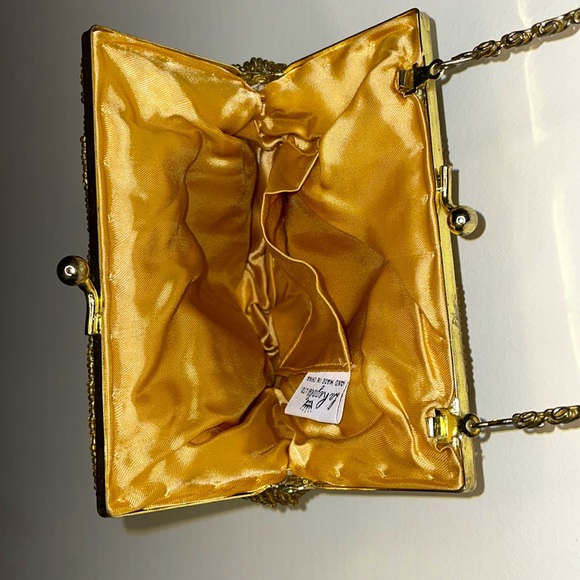 Vintage 50-60’s La Regale Golden Beaded Clutch Kiss Lock Clam Shell Evening Bag. - Picture 7 of 9